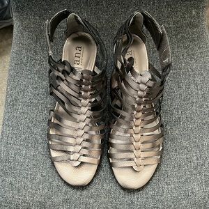 a.n.a  Roman Sandals Size 10